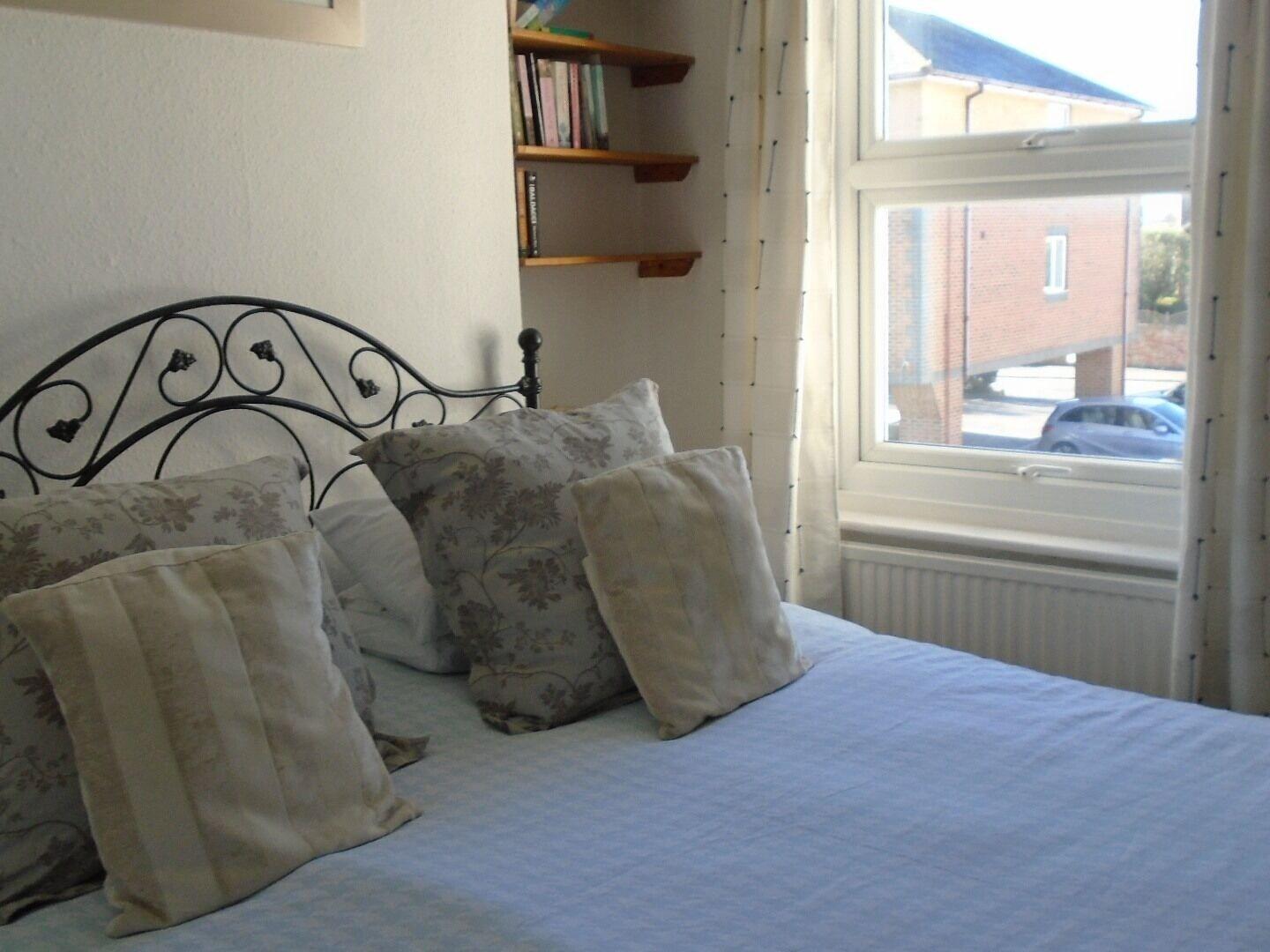 Cherry End 4* Chichester